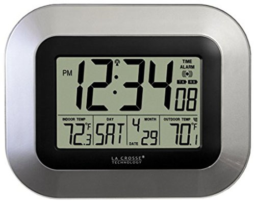 2. La Crosse Technology WS-8115U-S Digital Wall Clock