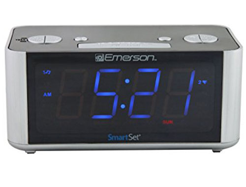 2. Emerson CKS1708 Smart Set Radio Alarm Clock