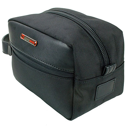 5. Alpine Swiss Hudson Toiletry Bag